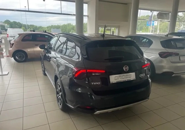 Fiat Tipo cena 105900 przebieg: 5, rok produkcji 2023 z Pszczyna małe 56